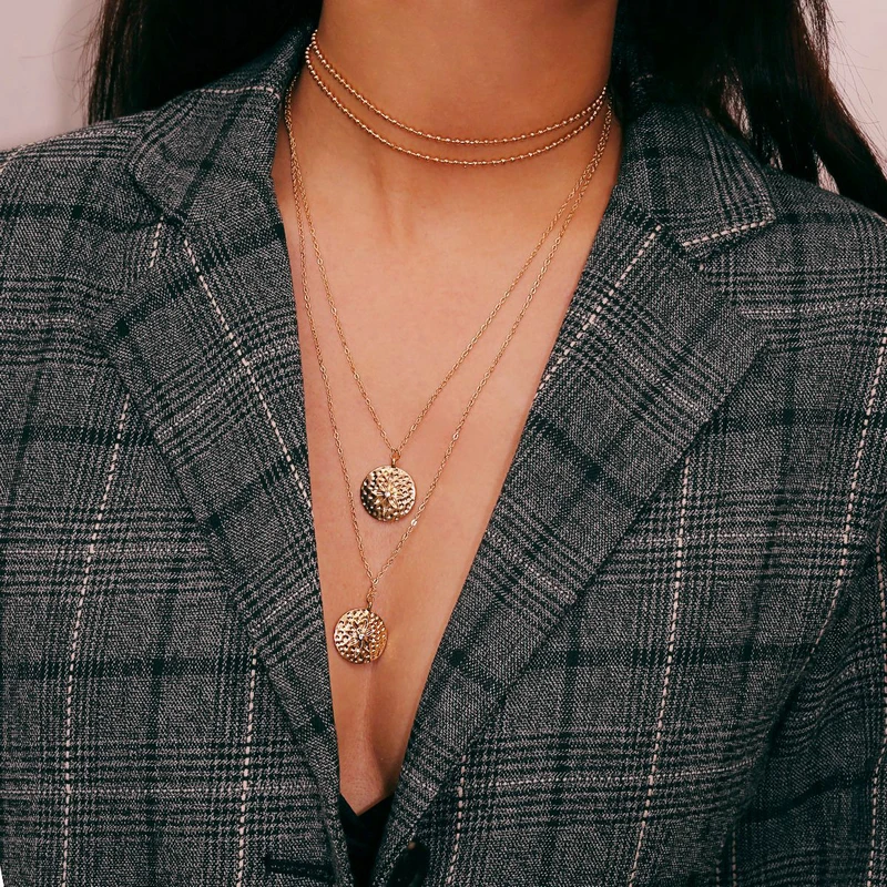 Gold Statement Necklace Vintage Fashion Pillow ID Carved Item Jewelry Simple Multilayer Long Pendant Necklace Girl Gift
Gold Statement Necklace Vintage Fashion Pillow ID Carved Item Jewelry Simple Multilayer Long Pendant Necklace Girl Gift