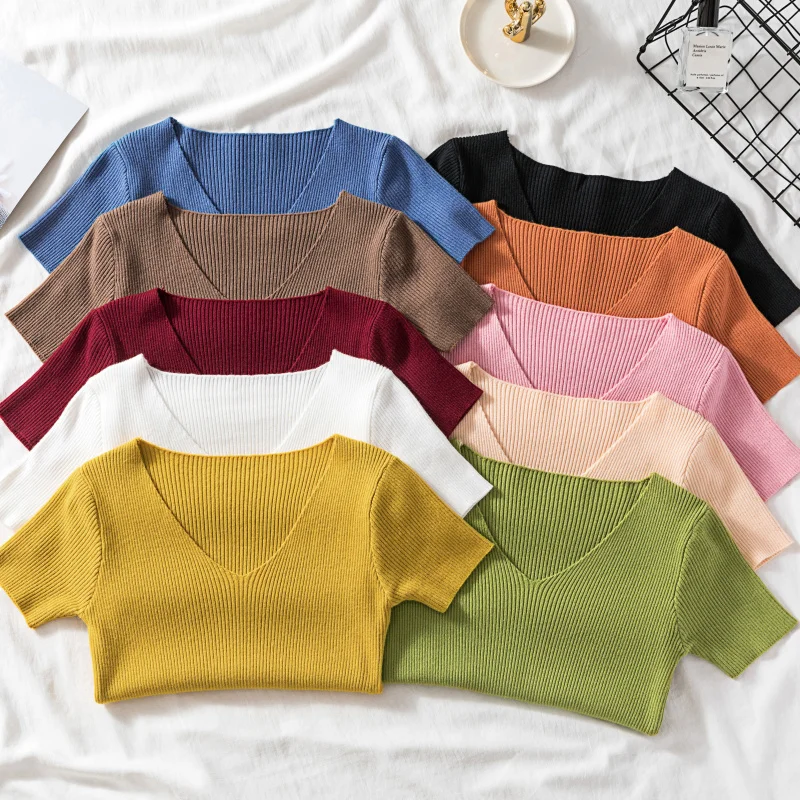 Real Photos Summer Short Sleeve V-neck Cropped Slim T-shirts Girls Vintage Simple Soft Solid Tees Tshirt Crop Tops For Woman
Real Photos Summer Short Sleeve V-neck Cropped Slim T-shirts Girls Vintage Simple Soft Solid Tees Tshirt Crop Tops For Woman