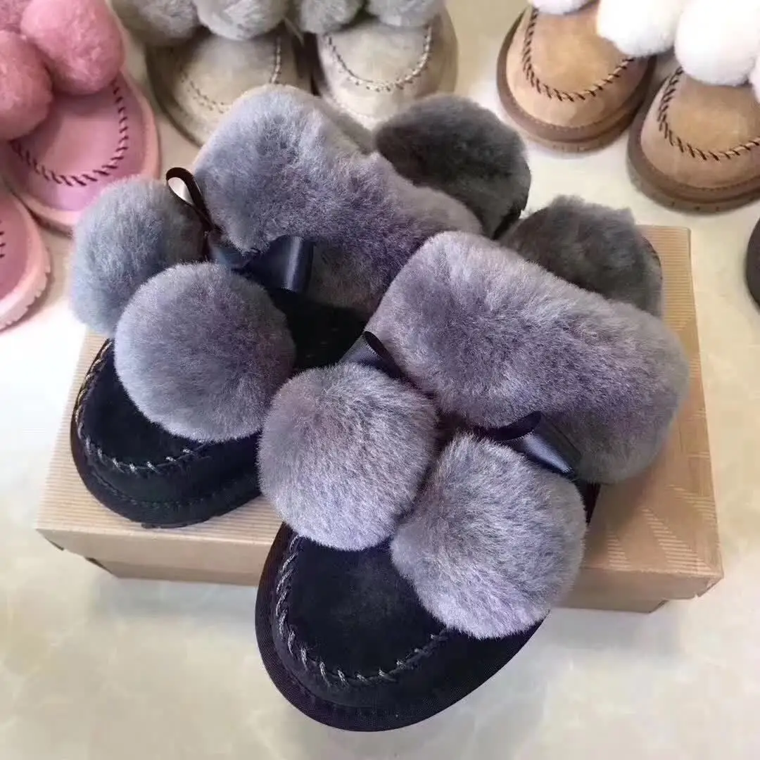 New Stylish Woman Casual Wool Slippers 100% Natural Fur Winter Warm Home Slippers Women House Shoes Indoor Slippers Shoes
New Stylish Woman Casual Wool Slippers 100% Natural Fur Winter Warm Home Slippers Women House Shoes Indoor Slippers Shoes