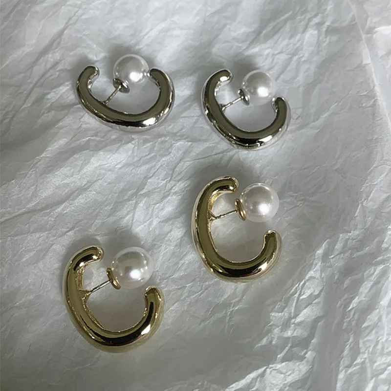 Luxury Design Vintage Gold Geometric Letter C Pearl Stud Earrings for Women Gothic Korean Jewelry boucle doreille
Luxury Design Vintage Gold Geometric Letter C Pearl Stud Earrings for Women Gothic Korean Jewelry boucle doreille