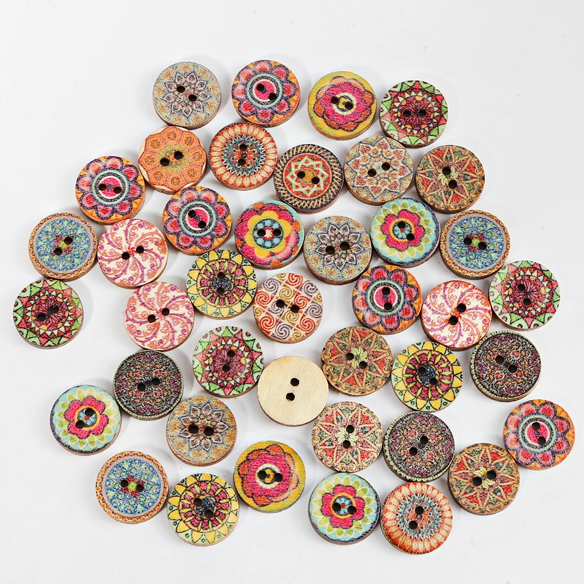 50Pcs High Quality 3 sizes Natural Wooden Buttons Round Spiral Sewing Buttons Scrapbooking 2 Holes Sewing Accessories For Child
50Pcs High Quality 3 sizes Natural Wooden Buttons Round Spiral Sewing Buttons Scrapbooking 2 Holes Sewing Accessories For Child