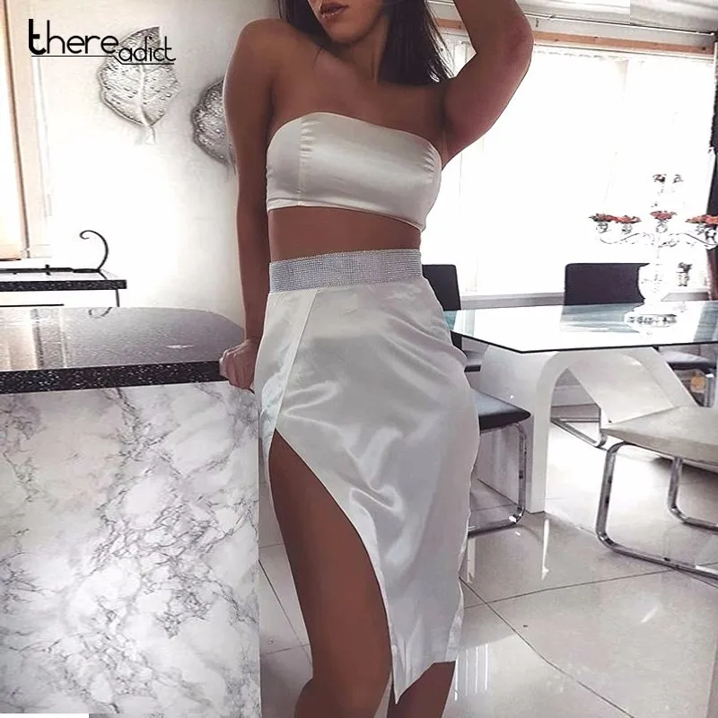 Sexy Spaghetti Strapless Irregular Dress Bodycon Sexy Crystal Two Pieces Party Dress Satin Package Hips Sleeveless Split Dress
Sexy Spaghetti Strapless Irregular Dress Bodycon Sexy Crystal Two Pieces Party Dress Satin Package Hips Sleeveless Split Dress