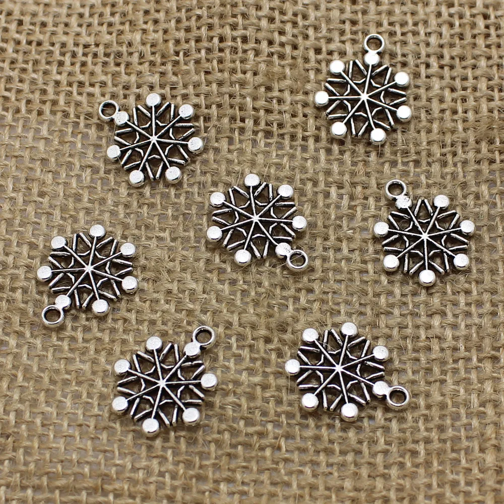 PULCHRITUDE 80 PCs 16*20 Antique Silver Tone Christmas Snowflake Charm Pendants Christmas Decoration Pendant T0491
PULCHRITUDE 80 PCs 16*20 Antique Silver Tone Christmas Snowflake Charm Pendants Christmas Decoration Pendant T0491