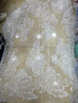 best Quality CiCi-1144 African Tulle Lace Fabric with sequins African French Lace Fabric for wedding dress
best Quality CiCi-1144 African Tulle Lace Fabric with sequins African French Lace Fabric for wedding dress