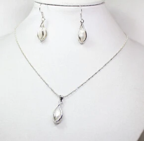 Miss charm Jew.444 Pretty White Biwa Baroque Freshwater Pearl Pendant Necklace Earring Jewelry Set
Miss charm Jew.444 Pretty White Biwa Baroque Freshwater Pearl Pendant Necklace Earring Jewelry Set