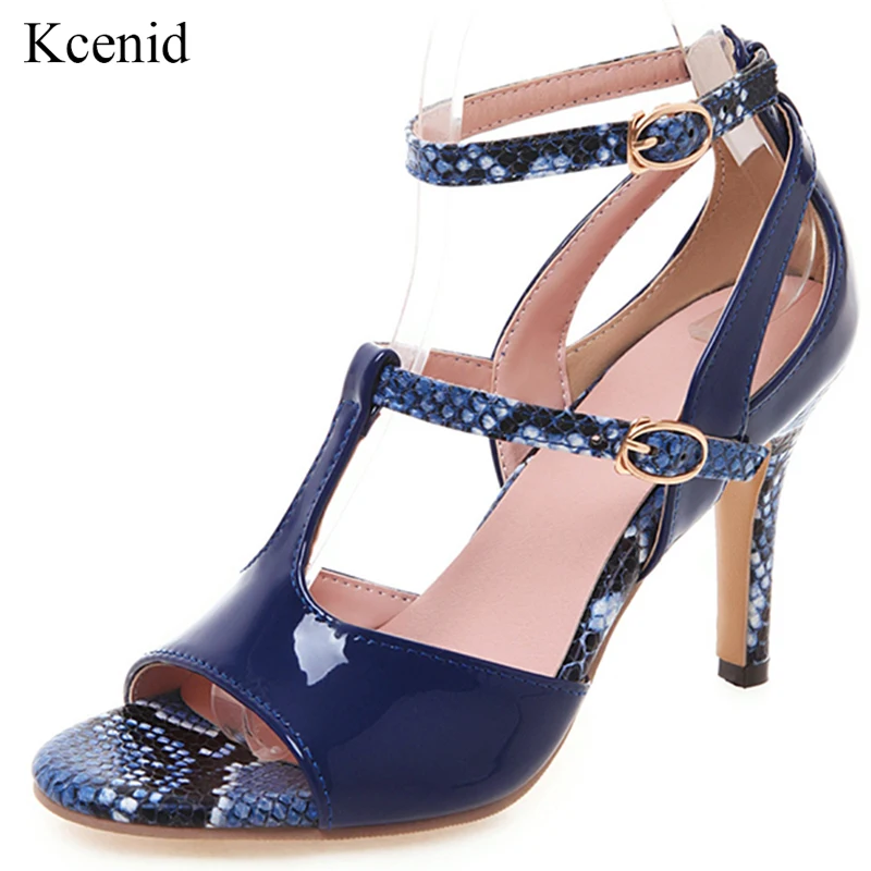 Kcenid Gladiator sandals women peep toe footwear buckle strap high heels sandals female snake print shoes summer plus size 34-43
Kcenid Gladiator sandals women peep toe footwear buckle strap high heels sandals female snake print shoes summer plus size 34-43