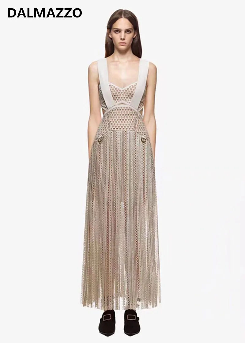 2018 Summer Women High-end Design Self portrait Runway Long Dresses Spaghetti Strap Sleeveless Lace Tassel Patchwork Long Dress
2018 Summer Women High-end Design Self portrait Runway Long Dresses Spaghetti Strap Sleeveless Lace Tassel Patchwork Long Dress
