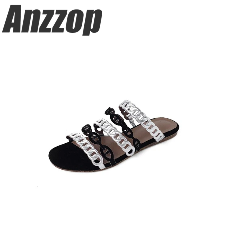 Trendy women's slippers 2019 latest leather luxury chain design wild fashion flat bottom h flat shoes star wear elegant sandals
Trendy women's slippers 2019 latest leather luxury chain design wild fashion flat bottom h flat shoes star wear elegant sandals