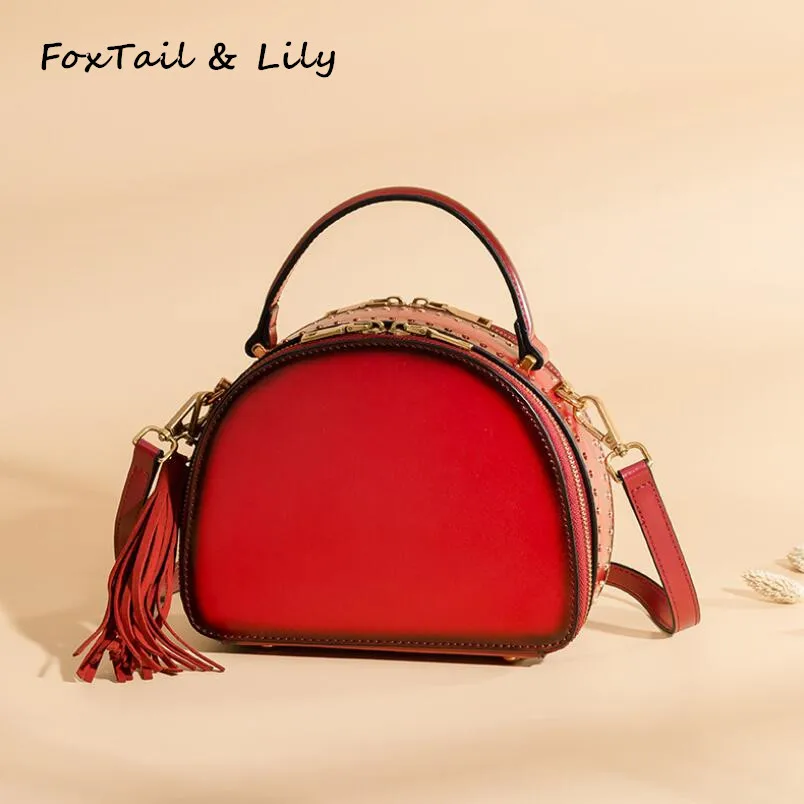 Винтажная дамская сумочка FoxTail & Lily через плечо с кисточками и заклепками