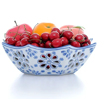 ceramics blue and white porcelain octagonal hollow stem fruit fruit plate of modern fashion furniture furnishings.
ceramics blue and white porcelain octagonal hollow stem fruit fruit plate of modern fashion furniture furnishings.