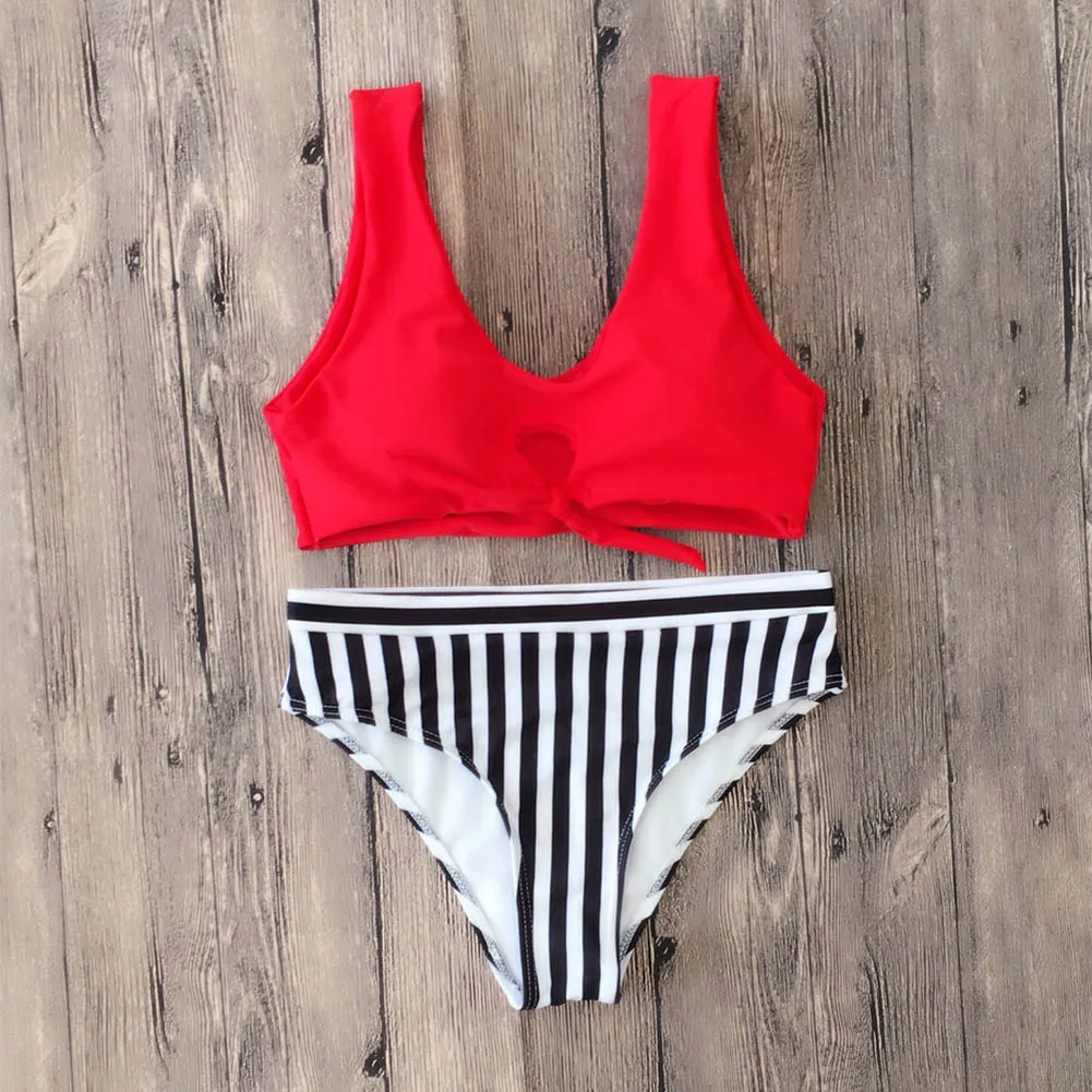 Newly Women Summer Striped Bikini Crop Top with Pants Backless Middle Waist Bathing Suit BF88
Newly Women Summer Striped Bikini Crop Top with Pants Backless Middle Waist Bathing Suit BF88
