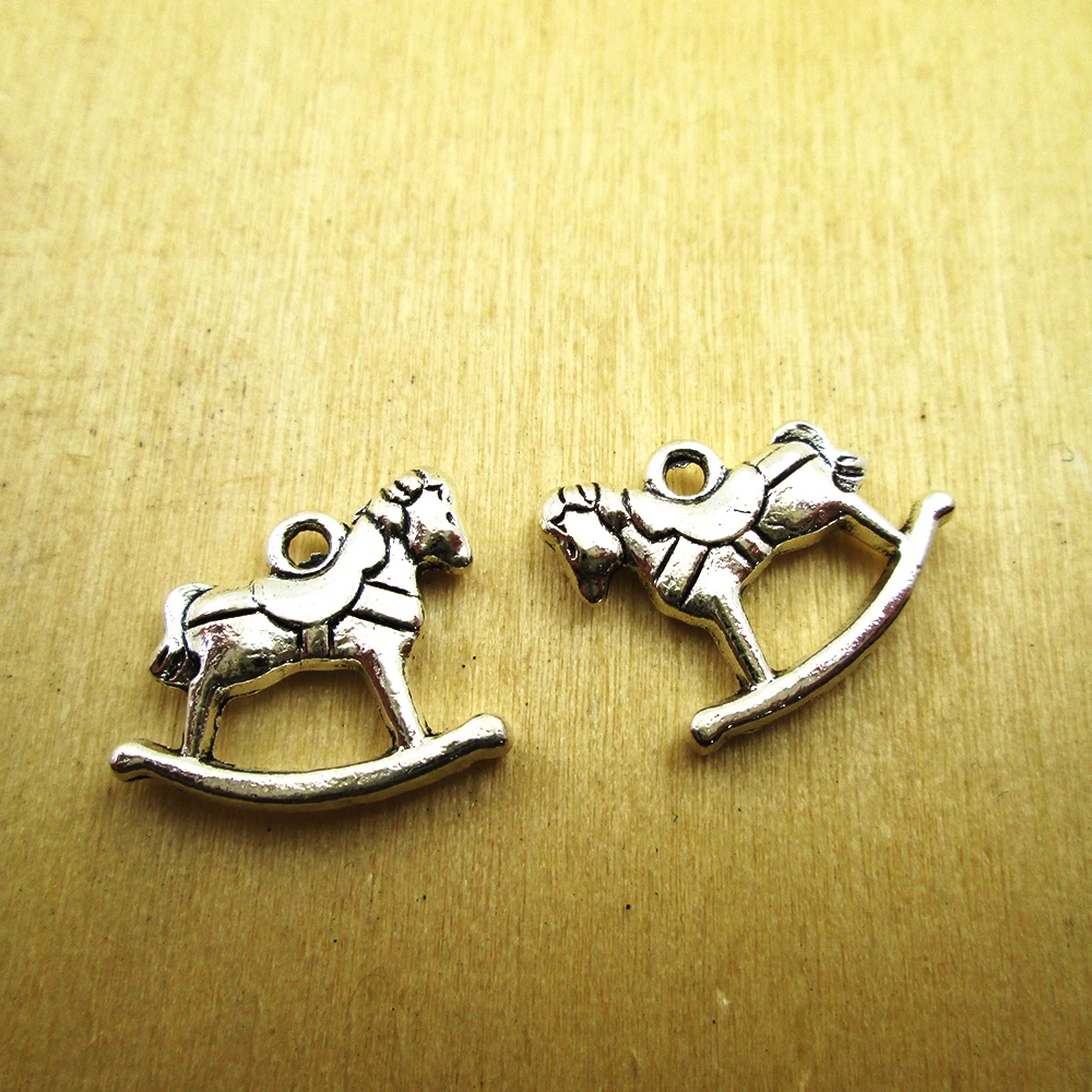12pcs--15x15mm Rocking Horse Charm 3D rocking horses Charms Pendants DIY necklace/ bracelets charms antique silver tone
12pcs--15x15mm Rocking Horse Charm 3D rocking horses Charms Pendants DIY necklace/ bracelets charms antique silver tone