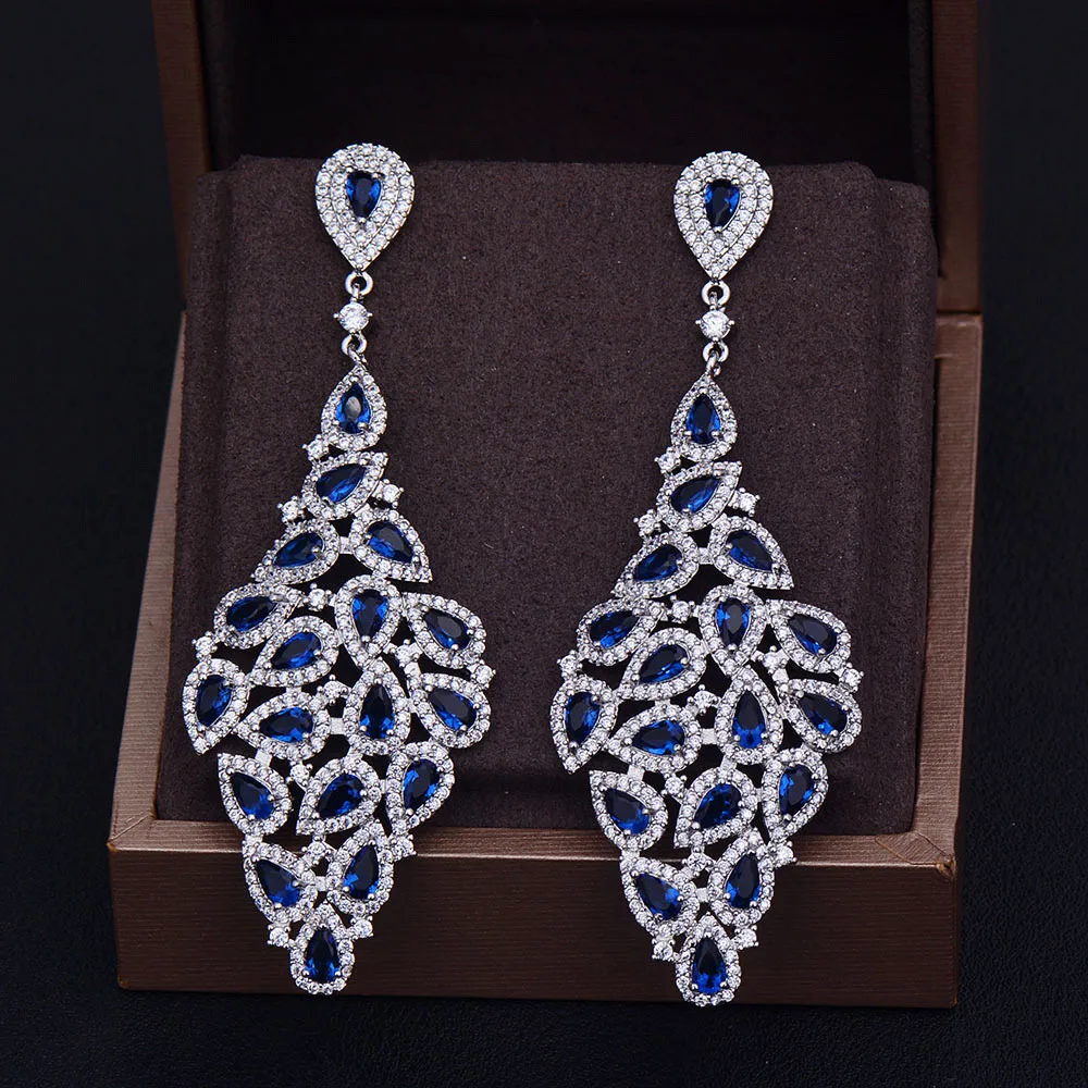 GODKI Brand New Luxury Fashion Luxury Pear Cut Cubic Zirconia Anniversary Dress Party Bridal Earrings
GODKI Brand New Luxury Fashion Luxury Pear Cut Cubic Zirconia Anniversary Dress Party Bridal Earrings