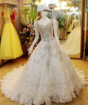 Custom Made Lace Heavy Beads Crystals Luxury Ball Gown Wedding Dresses Long Train Vestidos De Noivas Princesa cristal IZ045
Custom Made Lace Heavy Beads Crystals Luxury Ball Gown Wedding Dresses Long Train Vestidos De Noivas Princesa cristal IZ045