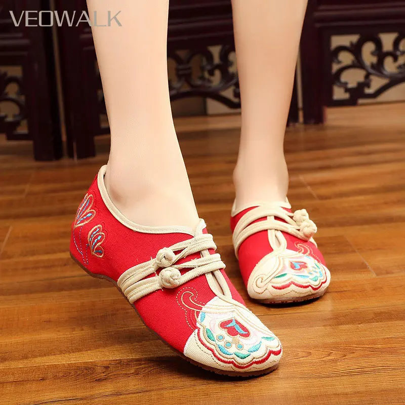 Veowalk Handmade Flower Embroidered Ballet Flats Women Casual Chinese Cotton Leisure Shoes Vintage Breathable Sapato Feminino
Veowalk Handmade Flower Embroidered Ballet Flats Women Casual Chinese Cotton Leisure Shoes Vintage Breathable Sapato Feminino