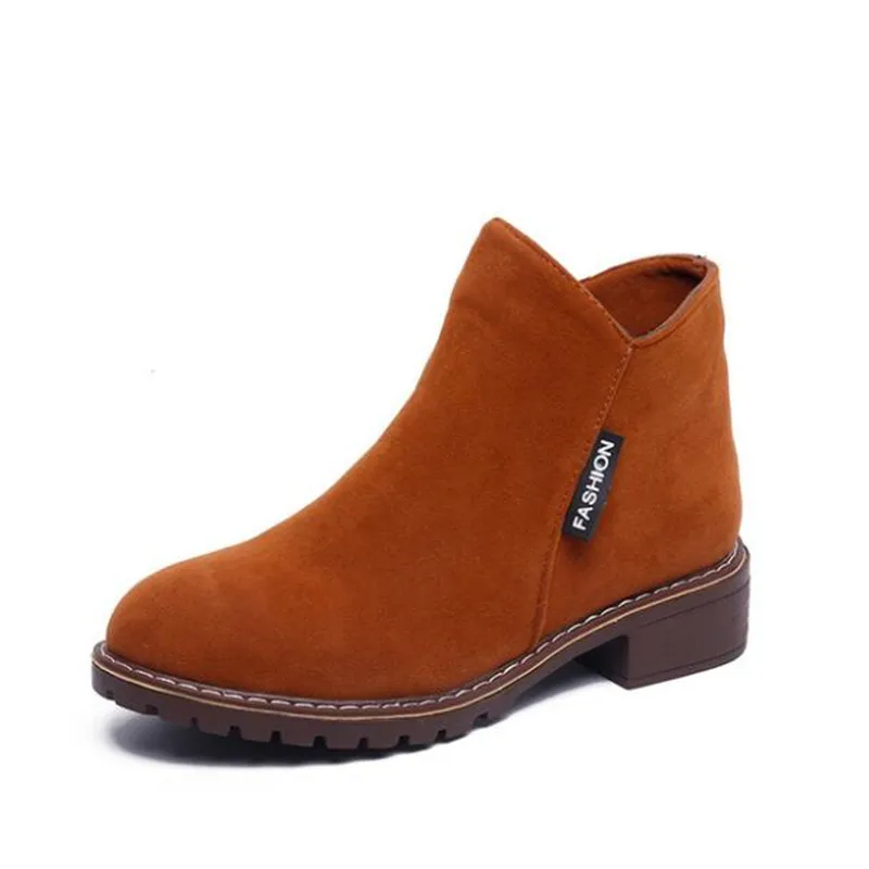 New matte leather women's booties flat bottom wild low-heeled fashion simple casual short boots comfortable inside 
New matte leather women's booties flat bottom wild low-heeled fashion simple casual short boots comfortable inside