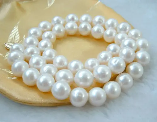 FREE SHIPPING ******Beautiful 17 " 10mm natural white round freshwater pearl necklace-14KGP gold clasp
FREE SHIPPING ******Beautiful 17 " 10mm natural white round freshwater pearl necklace-14KGP gold clasp