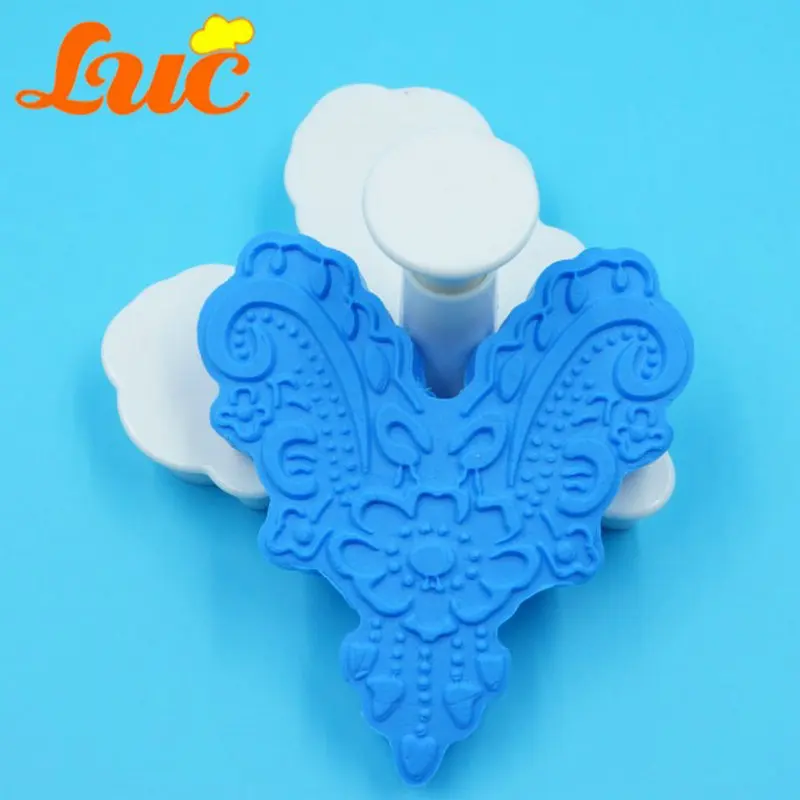 Lace Fondant Cutter Plastic Cookie Plunger Cutter Mold Biscuit Stamp Cake Decorating Tools
Lace Fondant Cutter Plastic Cookie Plunger Cutter Mold Biscuit Stamp Cake Decorating Tools