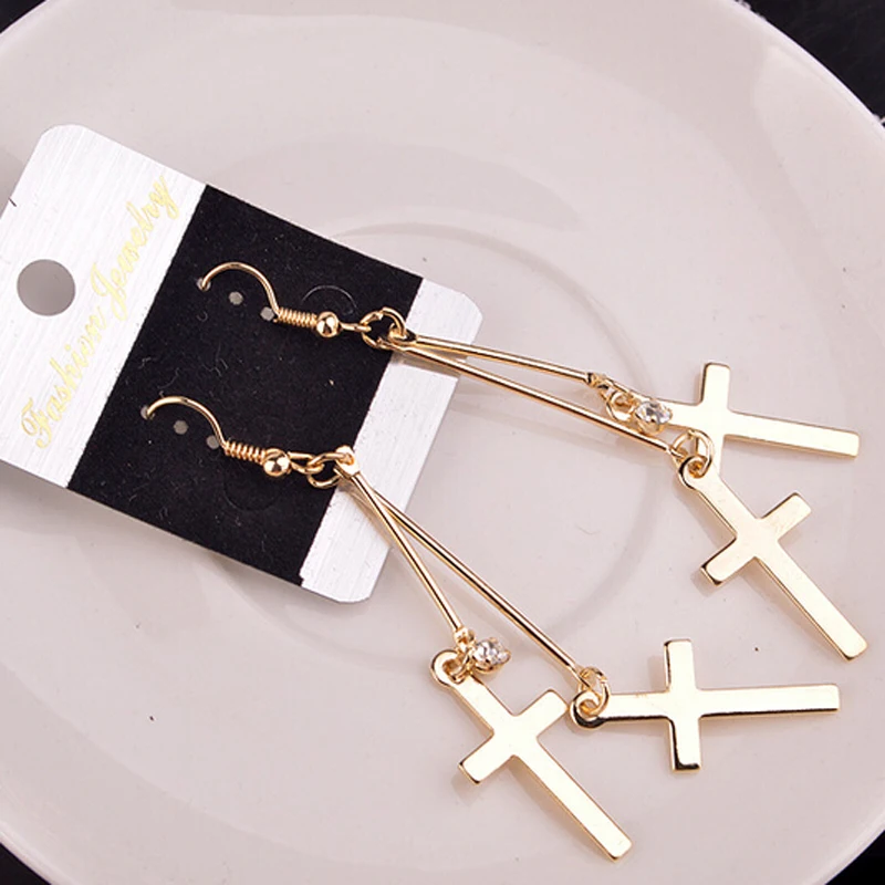 1pair Unique Cross Drop Earring for Women Girl Large Gold Silver Tone Cross Dangle Earrings with Rhinestone Fashion Jewelry 2019
1pair Unique Cross Drop Earring for Women Girl Large Gold Silver Tone Cross Dangle Earrings with Rhinestone Fashion Jewelry 2019