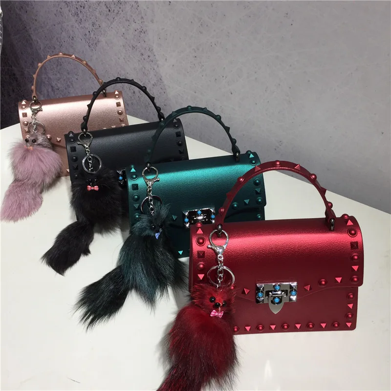 luxury bag fashion grinding matte jelly bag small square colored diamond rivet handheld single shoulder oblique span womens bag
luxury bag fashion grinding matte jelly bag small square colored diamond rivet handheld single shoulder oblique span womens bag