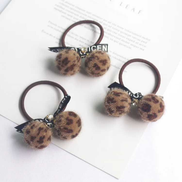 3 Ps/lot Women Novelty Headbands Korean Style With Cute Elegant Chic Leopard Ball Turban Ball Shape Headwear Elastic Headbands
3 Ps/lot Women Novelty Headbands Korean Style With Cute Elegant Chic Leopard Ball Turban Ball Shape Headwear Elastic Headbands
