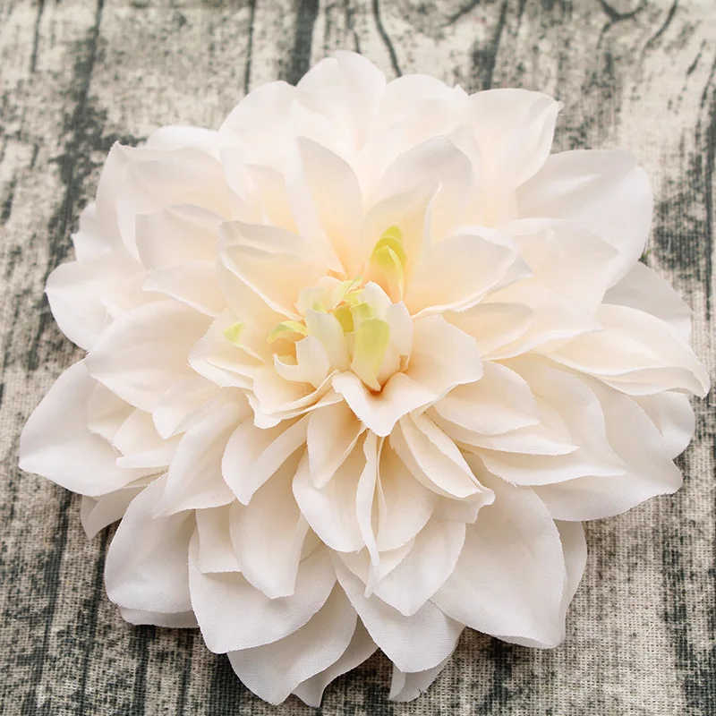Artificial Flower Head Wedding Decoration DIY Wreath Gift Box Bride Bouquet Craft Fake Flower
Artificial Flower Head Wedding Decoration DIY Wreath Gift Box Bride Bouquet Craft Fake Flower