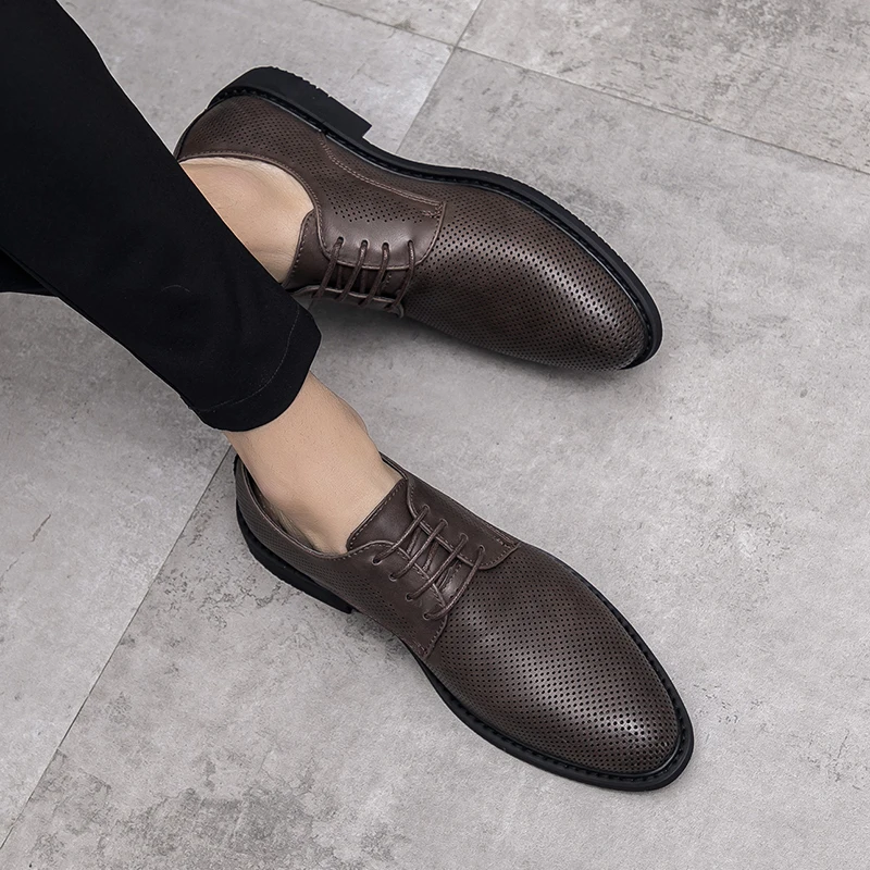 Autumn Brown Hollow Business Men's Dress Genuine Leather Shoes Soft Surface Breathable Deodorant British Men's Casual Shoes
Autumn Brown Hollow Business Men's Dress Genuine Leather Shoes Soft Surface Breathable Deodorant British Men's Casual Shoes
