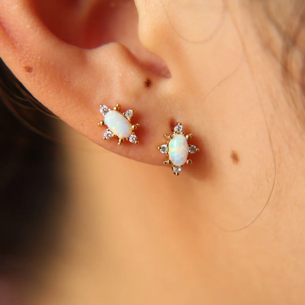 top quality opal Gem gold color earring for girl mini small cute studs minimal jewelry girlfriend gift adorable lovely studs
top quality opal Gem gold color earring for girl mini small cute studs minimal jewelry girlfriend gift adorable lovely studs