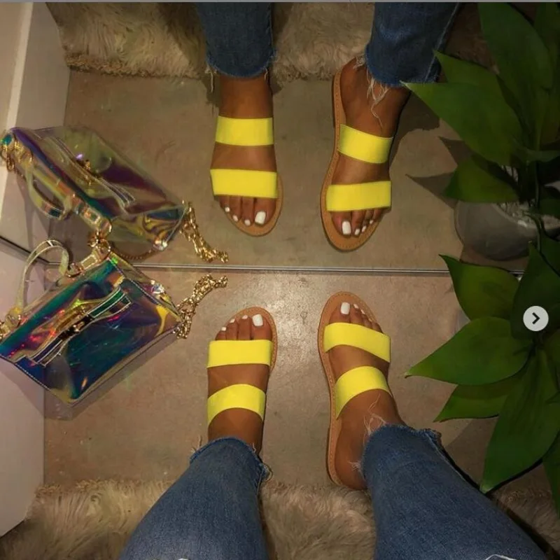 New women flat slippers summer roman sandals open toe beach slides big size ladies flip flops chaussure femme zapatos mujer
New women flat slippers summer roman sandals open toe beach slides big size ladies flip flops chaussure femme zapatos mujer