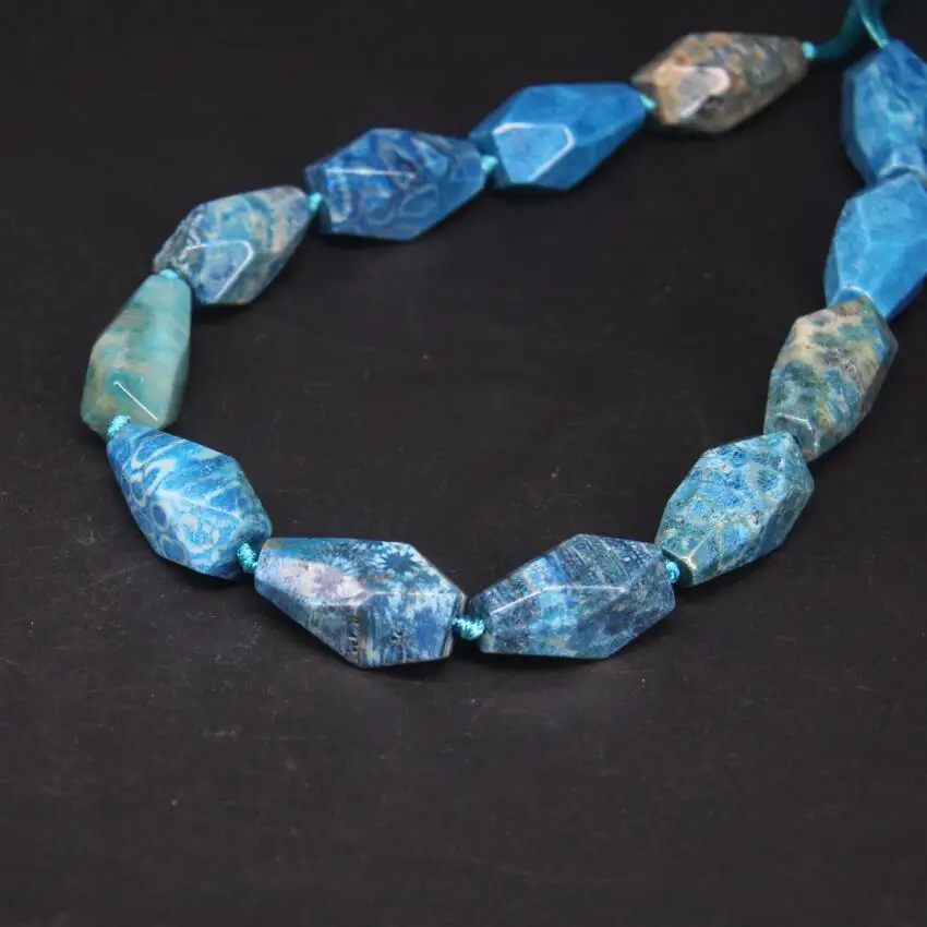 Approx12PCS/strand Blue Chrysanthemum Stone Faceted Nugget Beads,Natural Coral Jades Agates Cut Nugget Pendants Jewelry Making
Approx12PCS/strand Blue Chrysanthemum Stone Faceted Nugget Beads,Natural Coral Jades Agates Cut Nugget Pendants Jewelry Making