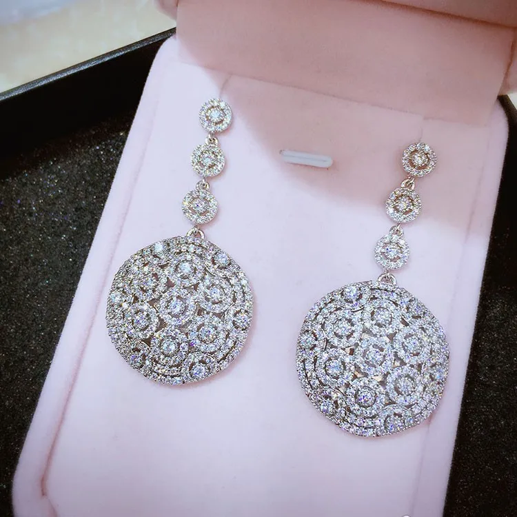 Jane Kelly New Fashion Popular Luxury Long Round Shape Dangle Full Mirco Pave Cubic Zirconia Engagement Party Silver Earring
Jane Kelly New Fashion Popular Luxury Long Round Shape Dangle Full Mirco Pave Cubic Zirconia Engagement Party Silver Earring