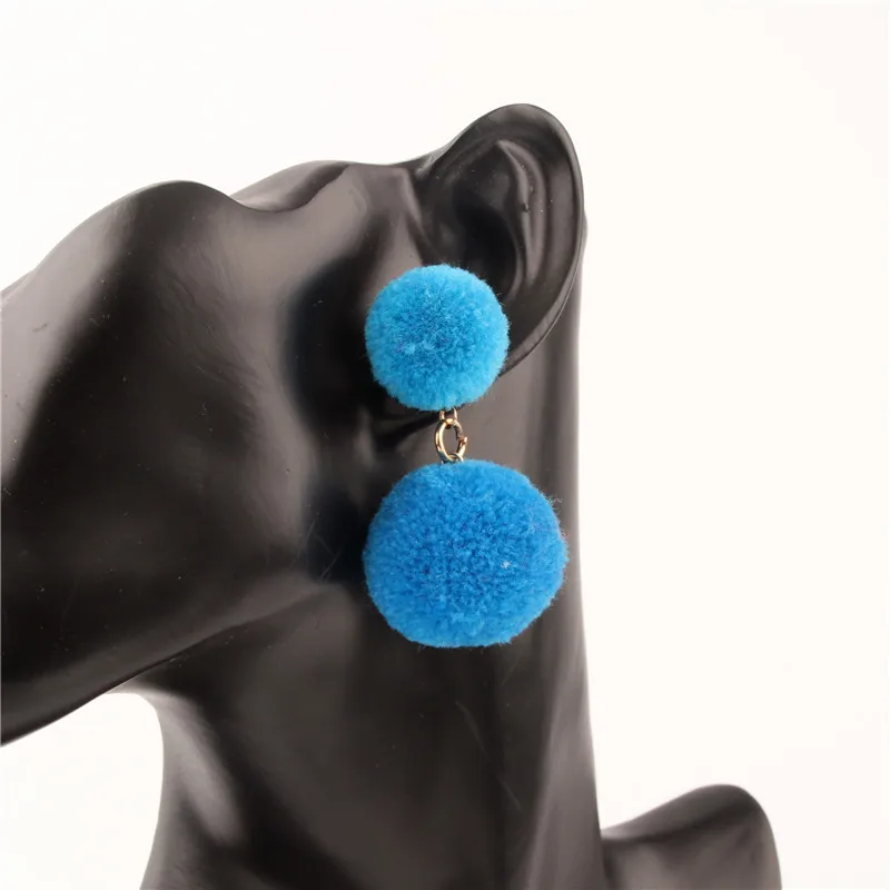 1pair Color Small And Big Pompons Earrings For Women Accessories Pom Pom Jewelry Trendy Design Party Gifts
1pair Color Small And Big Pompons Earrings For Women Accessories Pom Pom Jewelry Trendy Design Party Gifts