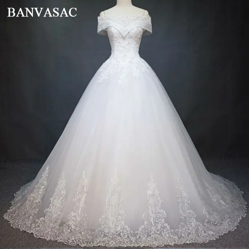 BANVASAC 2017 New Luxury Embroidery Boat Neck Wedding Dresses Crystals Short Sleeve Satin Court Train Lace Bridal Ball Gowns
BANVASAC 2017 New Luxury Embroidery Boat Neck Wedding Dresses Crystals Short Sleeve Satin Court Train Lace Bridal Ball Gowns