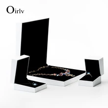 Oirlv 2020 New Arrival High Quality White Paper Gift Box Earring Ring Pendant Organizer Packaging Cases Showcase
Oirlv 2020 New Arrival High Quality White Paper Gift Box Earring Ring Pendant Organizer Packaging Cases Showcase