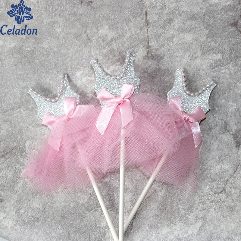 Super Cute Sliver/Gold Color Shiny Princess Dress Shape Dessert Insert Card Cake Insert Card For Cake Decoration 5pcs/lot
Super Cute Sliver/Gold Color Shiny Princess Dress Shape Dessert Insert Card Cake Insert Card For Cake Decoration 5pcs/lot