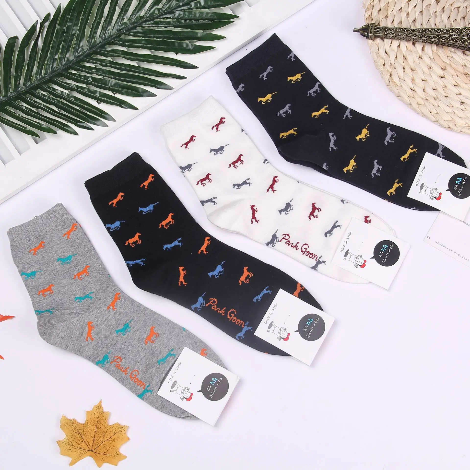 Cartoon horse print socks fashion Harajuku compression men sock autumn happy sporting comfort sweat absorbent cotton crew socks
Cartoon horse print socks fashion Harajuku compression men sock autumn happy sporting comfort sweat absorbent cotton crew socks
