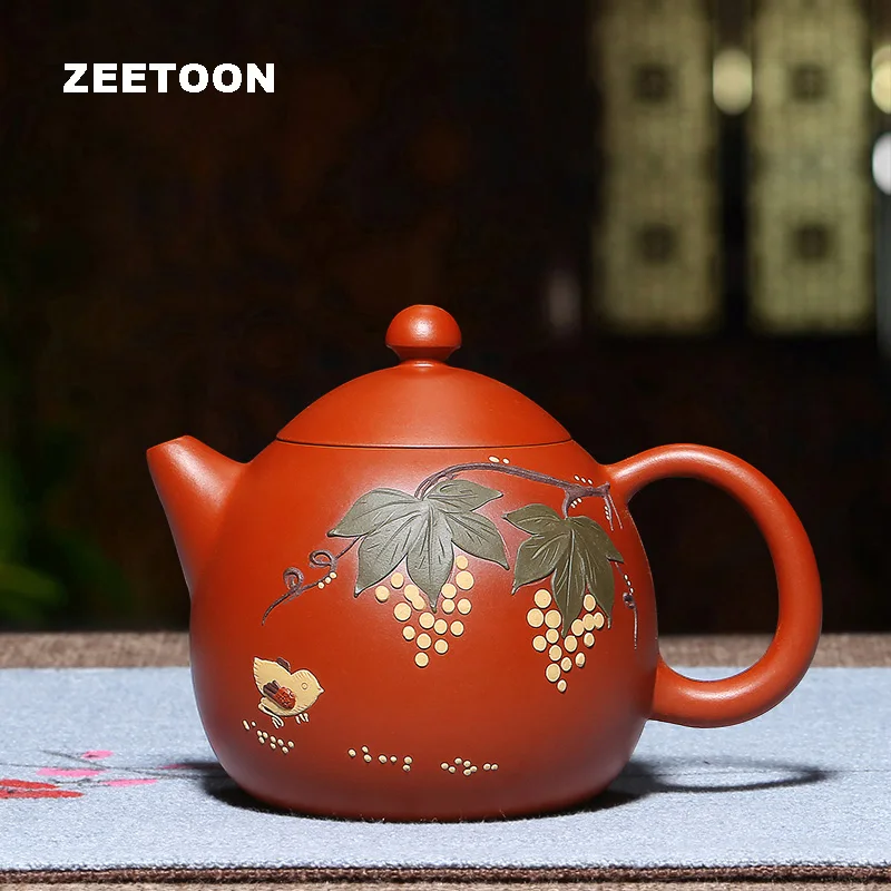 250ml Authentic Yixing Teapot Grape Dragon Egg Pot Purple Clay Zhu Mud Brew Tea Maker Pot Master Handmade Chinese Tea Set Kettle
250ml Authentic Yixing Teapot Grape Dragon Egg Pot Purple Clay Zhu Mud Brew Tea Maker Pot Master Handmade Chinese Tea Set Kettle