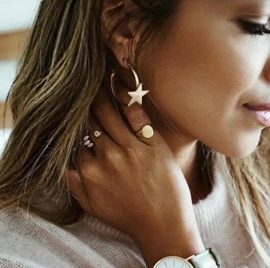 618 New Trendy Star Earrings Minimalist Women Rhinestone Brincos Earrings Bijoux Jewelry Gift E5308
618 New Trendy Star Earrings Minimalist Women Rhinestone Brincos Earrings Bijoux Jewelry Gift E5308