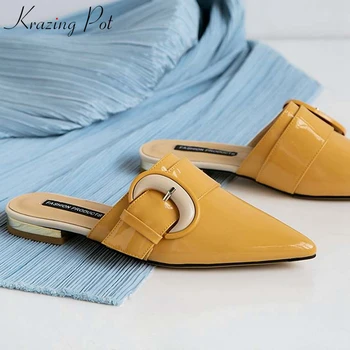Krazing Pot genuine leather brand shoes pointed toe low heel outside slippers metal round buckle decoration summer mules l3f1
Krazing Pot genuine leather brand shoes pointed toe low heel outside slippers metal round buckle decoration summer mules l3f1