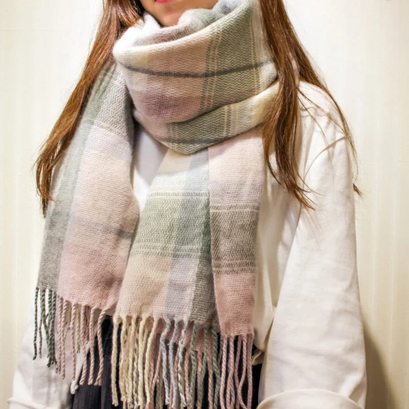 Best Selling Plaid Women Winter Scarf Large Size Warm Scarves Shawl Ladies Luxury Designer
Best Selling Plaid Women Winter Scarf Large Size Warm Scarves Shawl Ladies Luxury Designer