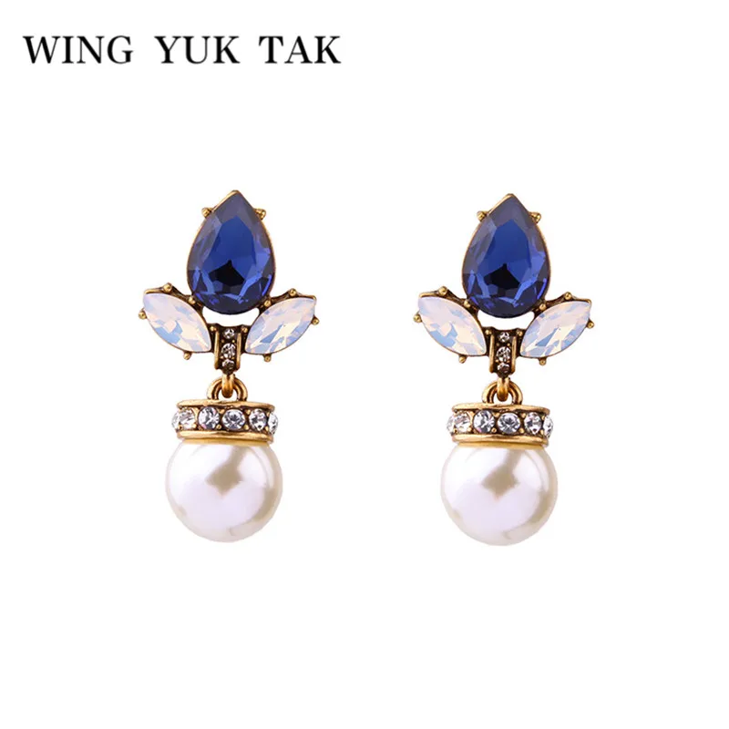 wing yuk tak Simple Blue Crystal Earrings For Women Latest Fashion Cute OL Simulated Pearls Stud Earrings
wing yuk tak Simple Blue Crystal Earrings For Women Latest Fashion Cute OL Simulated Pearls Stud Earrings
