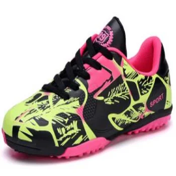Non-slip wear training shoes Broken nails for men and women soccer shoes TPU breathable and comfortable football boots
Non-slip wear training shoes Broken nails for men and women soccer shoes TPU breathable and comfortable football boots