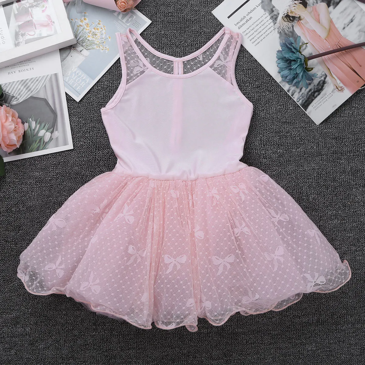 Kids Ballet Dress with Shorts Ruffled Skirt Girls Ballerina Tutu Dress Children Sleeveless Lace Flower Back Party Dance Dresses
Kids Ballet Dress with Shorts Ruffled Skirt Girls Ballerina Tutu Dress Children Sleeveless Lace Flower Back Party Dance Dresses