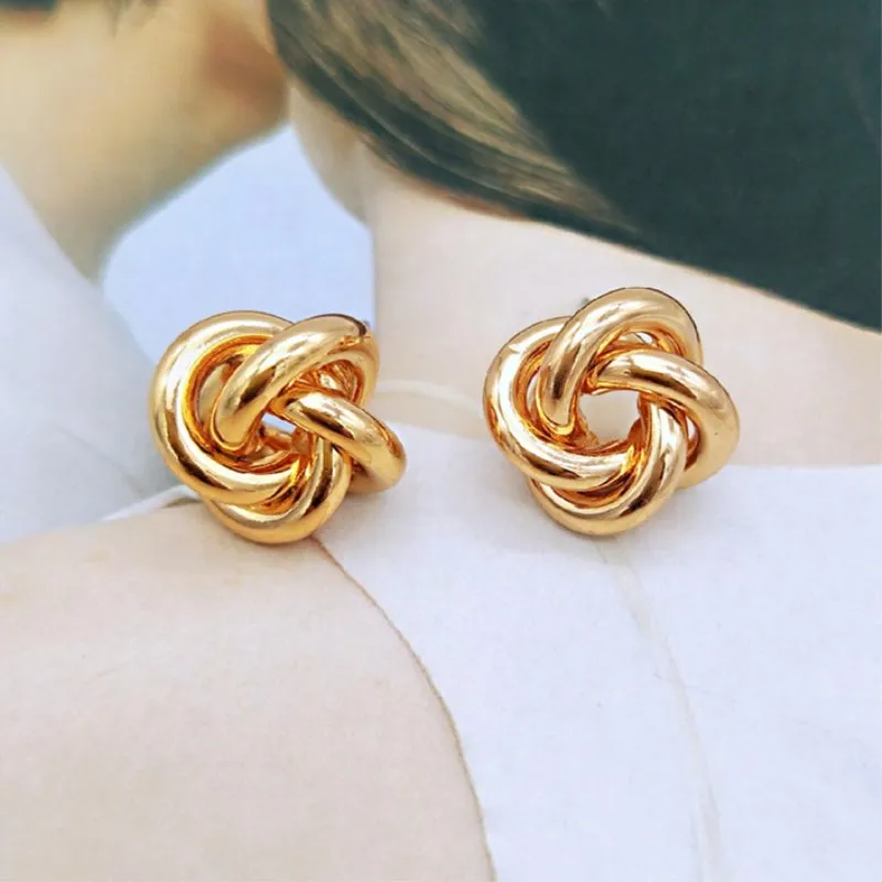 EK2206 New Fashion ZA Gold Metal Stud Earrings for Women Steam Punk Small Windmill Round Design Statement Earring Jewelry Brinco
EK2206 New Fashion ZA Gold Metal Stud Earrings for Women Steam Punk Small Windmill Round Design Statement Earring Jewelry Brinco
