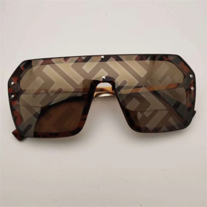 Ebeaka Big Frame Sunglasses for Women and Man Fashion F Letter Design Sand-proof and ultraviolet-proof spectacles Sunglass UV400
Ebeaka Big Frame Sunglasses for Women and Man Fashion F Letter Design Sand-proof and ultraviolet-proof spectacles Sunglass UV400