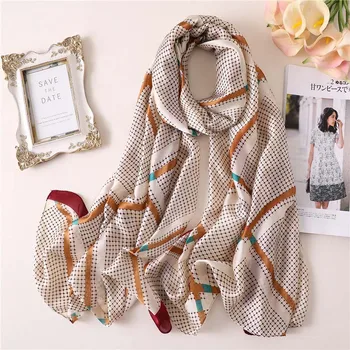 2019 Luxury brand women silk scarf animal print Scarf fashion quality soft Shawl Foulard Beach wraps lady summer chiffon hijab
2019 Luxury brand women silk scarf animal print Scarf fashion quality soft Shawl Foulard Beach wraps lady summer chiffon hijab