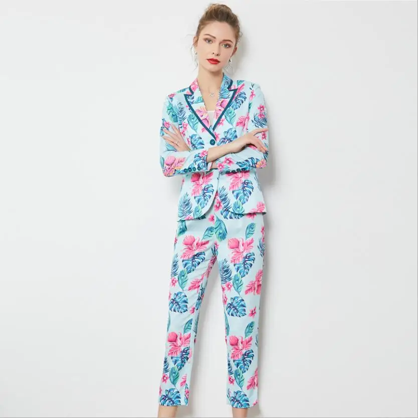 Plus Size 2 Piece Set Women Floral Print Turn Down Collar Work Business Blazer Jacket + Long Pencil Pant Suit Office Lady Outfit
Plus Size 2 Piece Set Women Floral Print Turn Down Collar Work Business Blazer Jacket + Long Pencil Pant Suit Office Lady Outfit