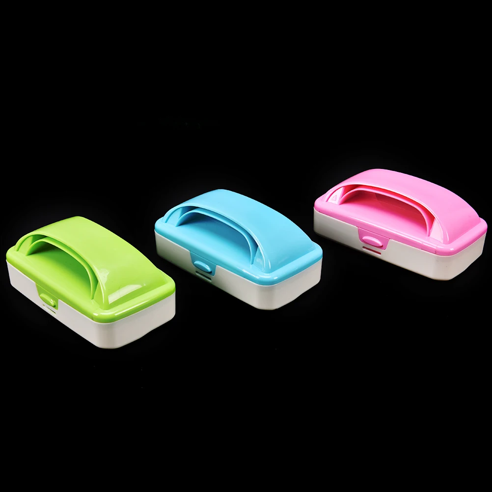Plastic Handheld Crumb Sweeper Sofa Bed Brush Dirt Cleaner Collector Roller For Home Cleaning tool Plastic Carpet Table Brush
Plastic Handheld Crumb Sweeper Sofa Bed Brush Dirt Cleaner Collector Roller For Home Cleaning tool Plastic Carpet Table Brush