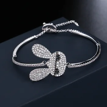 UMGODLY Luxury Brand Rabbit Bracelet Zircon Stones Lucky Shape Charms Bangle Women Fashion Jewelry Gift
UMGODLY Luxury Brand Rabbit Bracelet Zircon Stones Lucky Shape Charms Bangle Women Fashion Jewelry Gift