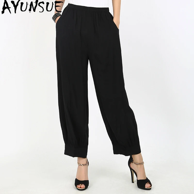AYUNSUE Trousers Women Summer Pants Plus Size Lantern Striped Pants Floral Beach Moda Mujer 2019 Elastic Streetwear KJ055
AYUNSUE Trousers Women Summer Pants Plus Size Lantern Striped Pants Floral Beach Moda Mujer 2019 Elastic Streetwear KJ055
